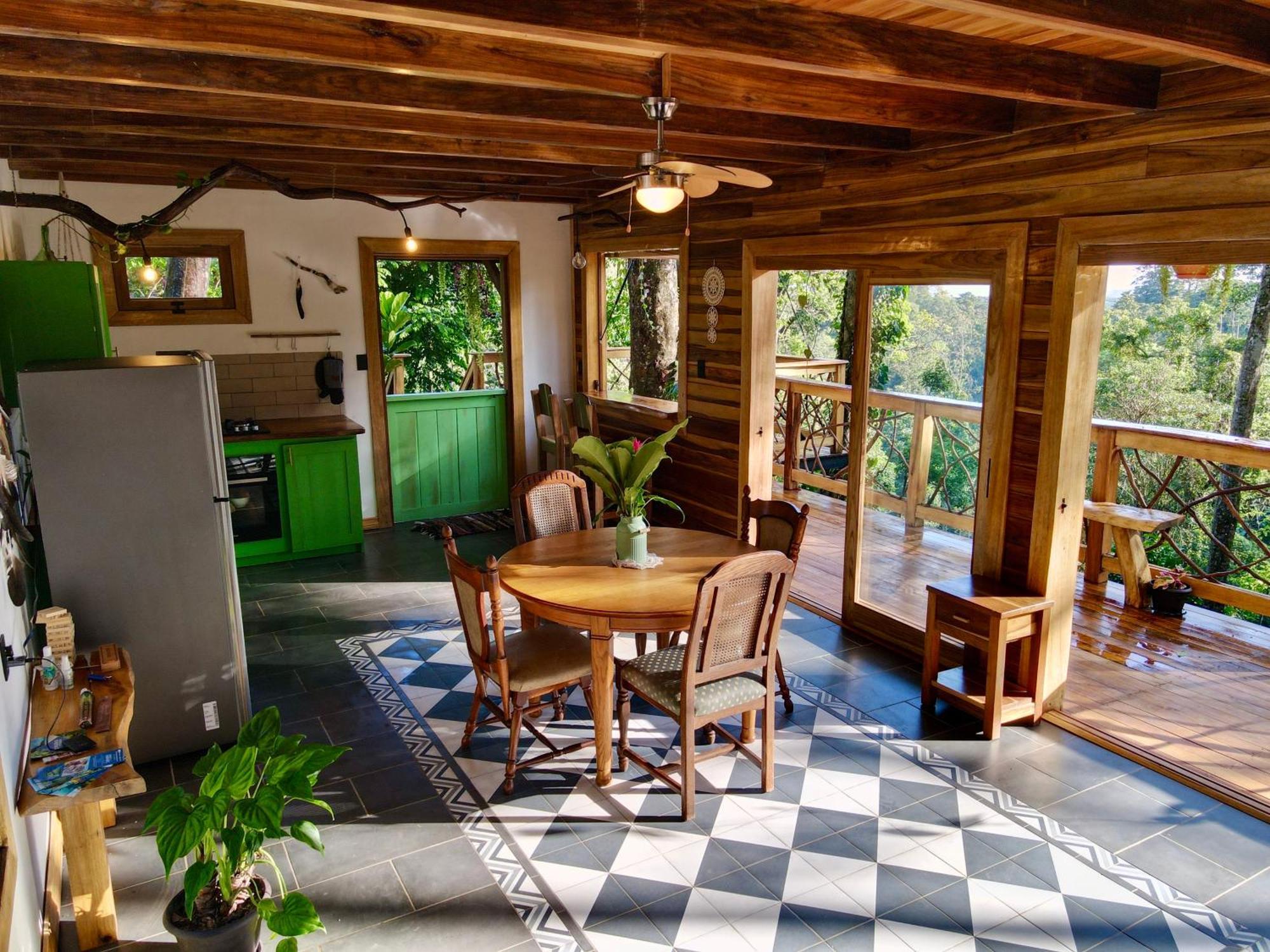 Jungle Spirit Treehouse Villa Кахуита Екстериор снимка